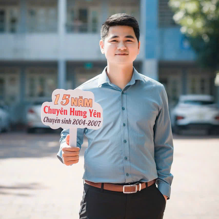 Thầy Kiên